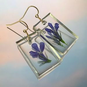RESIN FLOWER EARRINGS